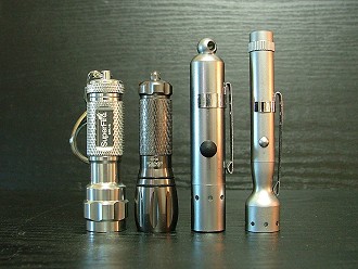左から、SFR-1S , SG-08 , V8 MOON , V2 W-Mini.