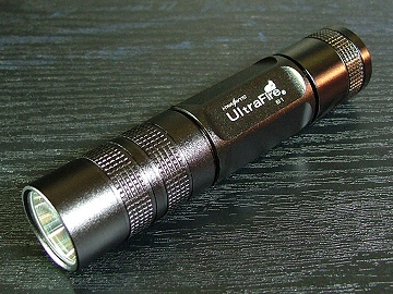 UltraFire B1